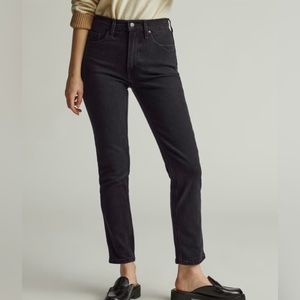 Everlane Women's Original Cheeky Jean Size 25 Black Straight Leg High Rise Crop